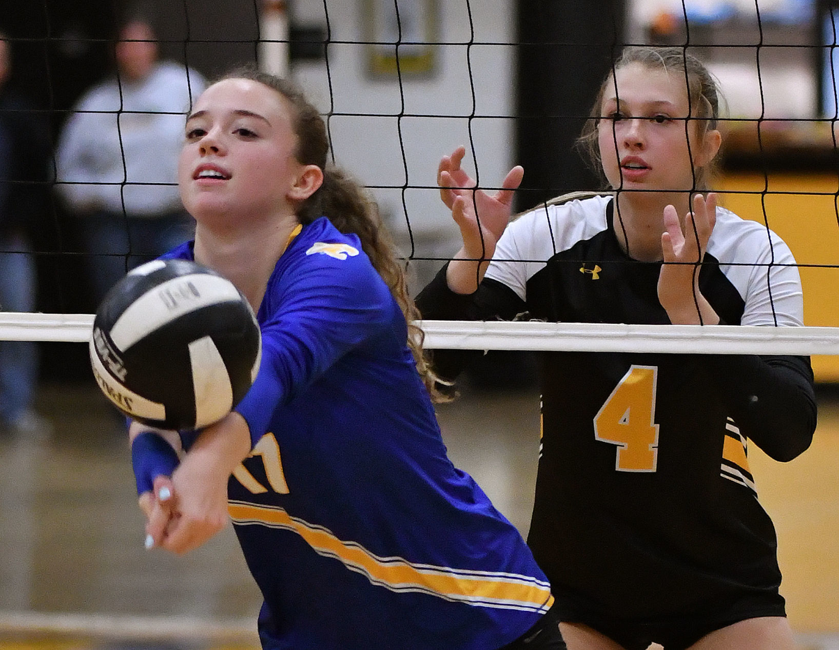 Davenport North vs Bettendorf volleyball